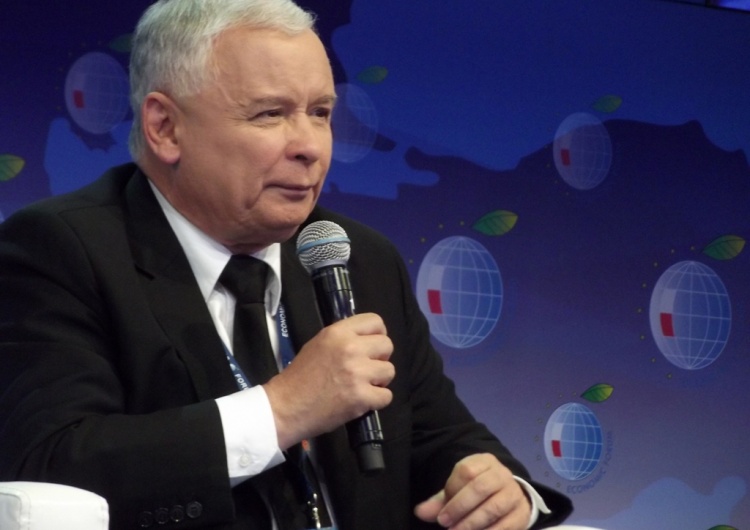 Jarosław Kaczyński Jarosław Kaczyński: Natowska obecność wojskowa bardzo by Ukraińcom pomogła