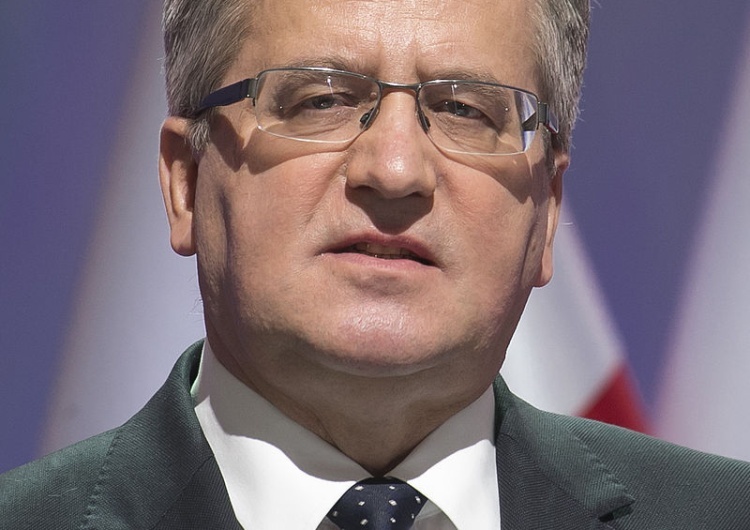 Był prezydent RP Bronisław Komorowski Zaledwie miesiąc po katastrofie smoleńskiej Komorowski mówił o