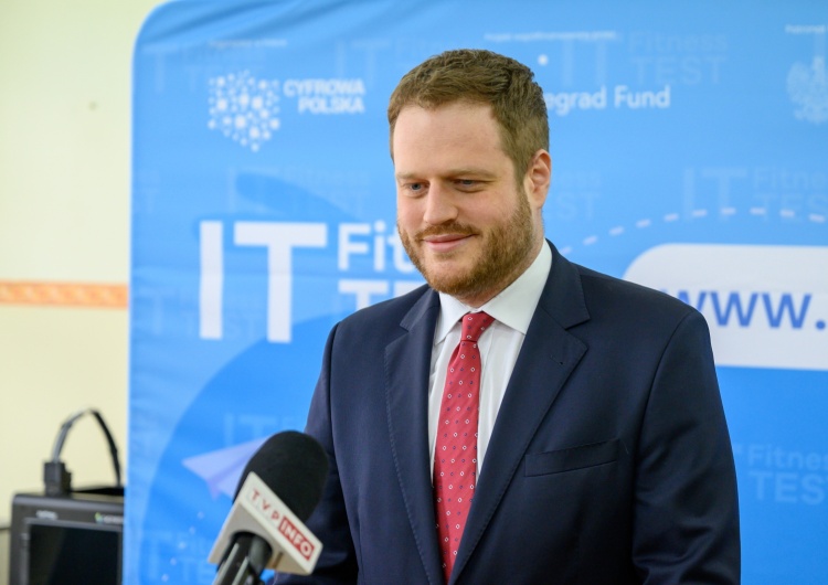 sekretarz stanu w KPRM Janusz Cieszyński Wiceminister Cieszyński: To nie Korwin jest problemem. Problemem jest „kuzynka z Wrocławia”