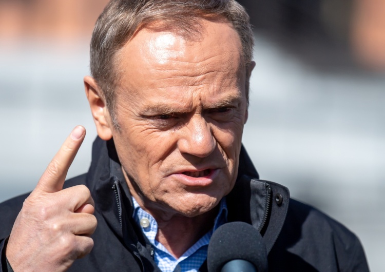 Karuzela z Blogerami. Grzegorz „GrzechG” Gołębiewski: Gorączka Donalda Tuska