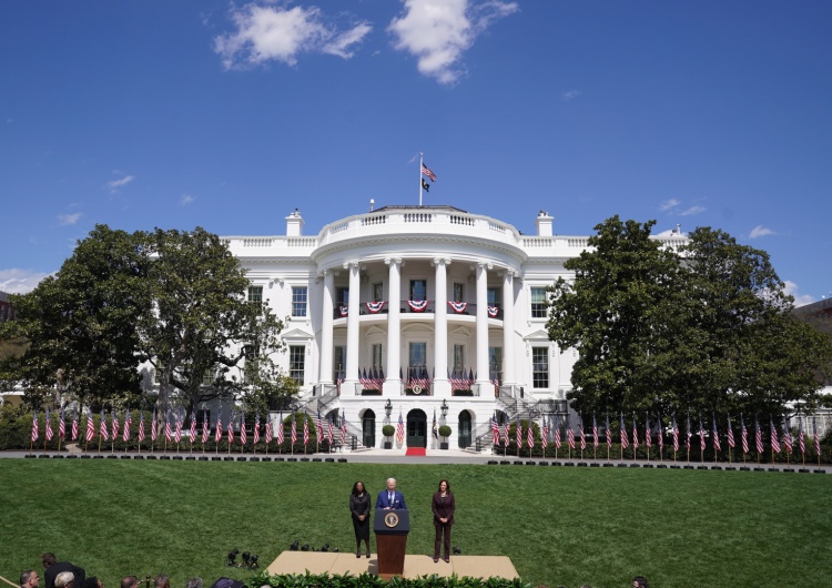 Ukraina: Zastępcza wojna Rosji z USA…