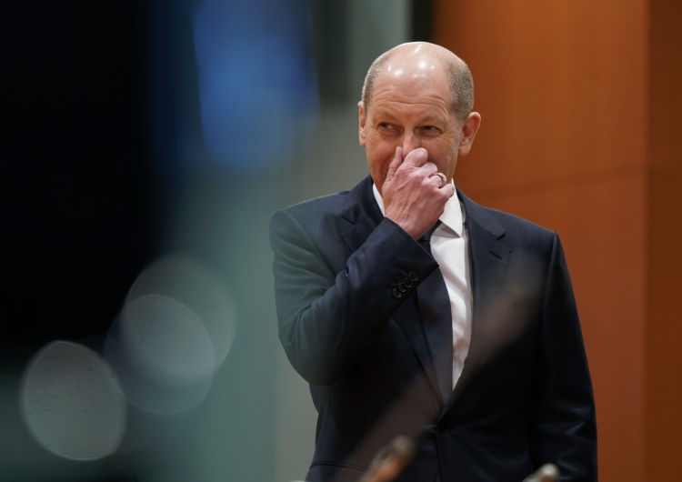 Olaf Scholz Ważny polityk PO: Niemcy żegnają się ze złudzeniem przywództwa w UE. Państwo wewnętrznie sparaliżowane