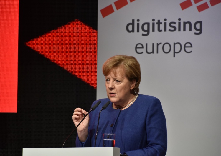 Angela Merkel Ambasador Ukrainy w Niemczech: Ufaliśmy Merkel niemal ślepo