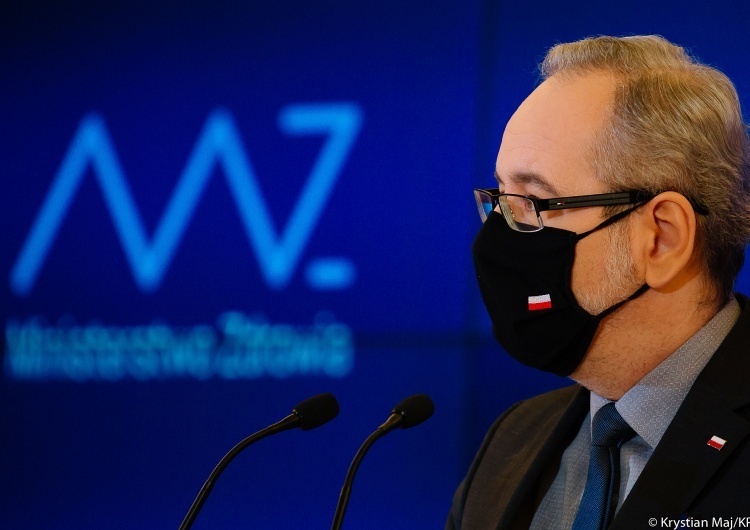 Minister zdrowia Adam Niedzielski Minister Niedzielski: Zerwaliśmy kontrakt z Pfizerem