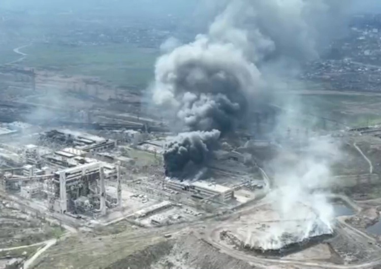 Bombardowanie ukraińskiego miasta Mariupol przez Rosjan, 18 kwietnia 2022 r. The Guardian: Rosja wysyła do walki o Donbas 20 tys. arabskich najemników