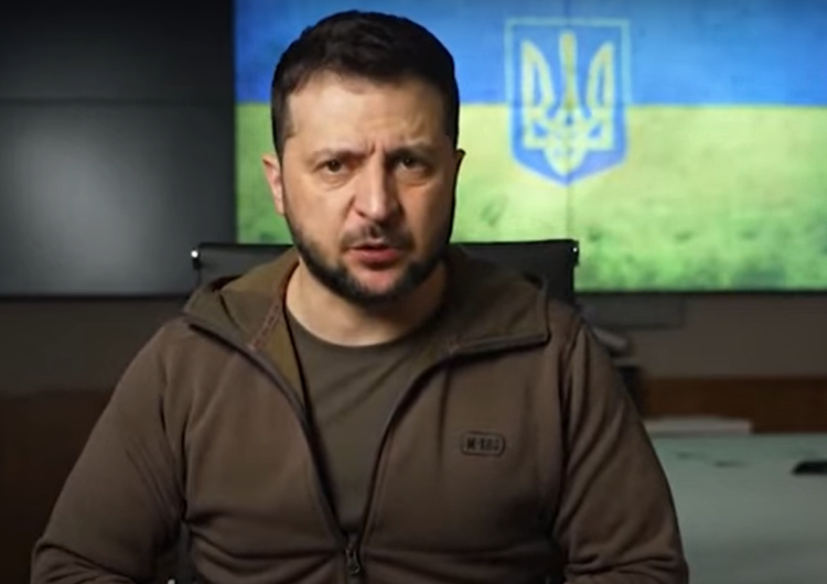 Wołodymyr Zelenski Prezydent Zełenski zaprosił na Ukrainę Emmanuela Macrona, by ten stwierdził dokonywane przez Rosjan ludobójstwo