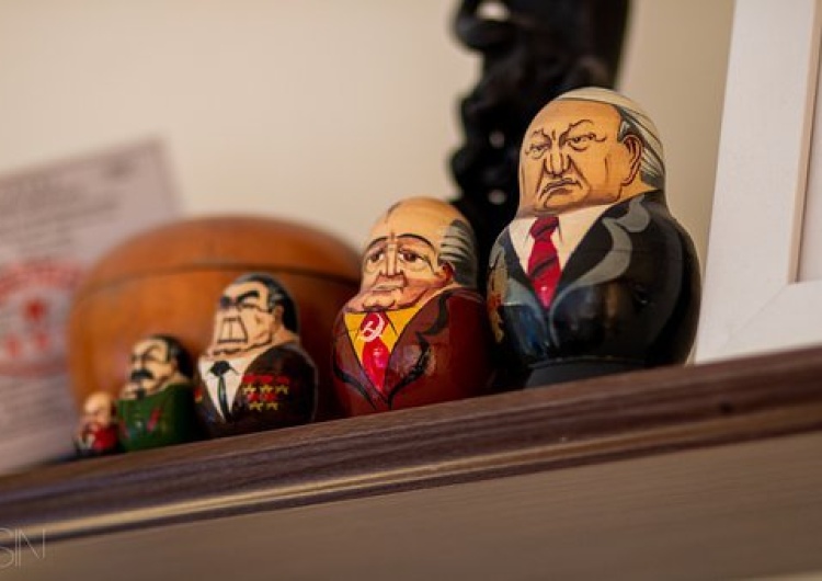 Prawy Sierpowy: Niemiecka tradycja, obiecanki cacanki a Putinowi radość!