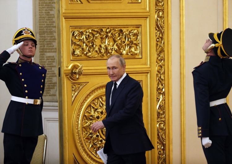 Linie dostaw, składy amunicji.