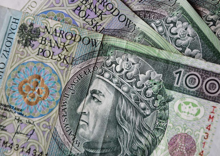  Polska powinna zawiesić składkę do UE? Zapytano Polaków [SONDAŻ]
