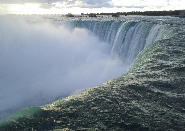 Niagara będzie biało-czerwona. Maj Miesiącem Dziedzictwa Polskiego...