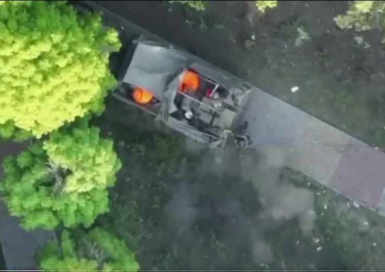 Atak drona na obiekty rosyjskie Ukraińskie drony sieją postrach wśród Rosjan. Opublikowano nowe nagranie [WIDEO]