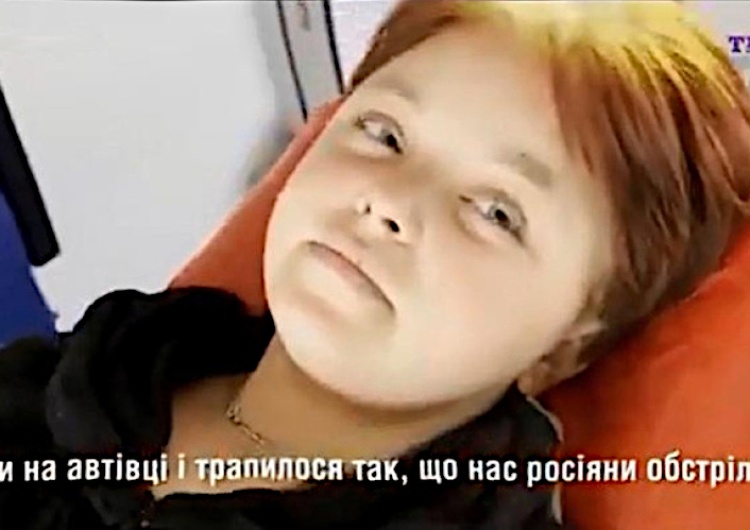 Nastolatka z nagrania 15-letnia Ukrainka z przestrzelonymi nogami wywiozła rannych.