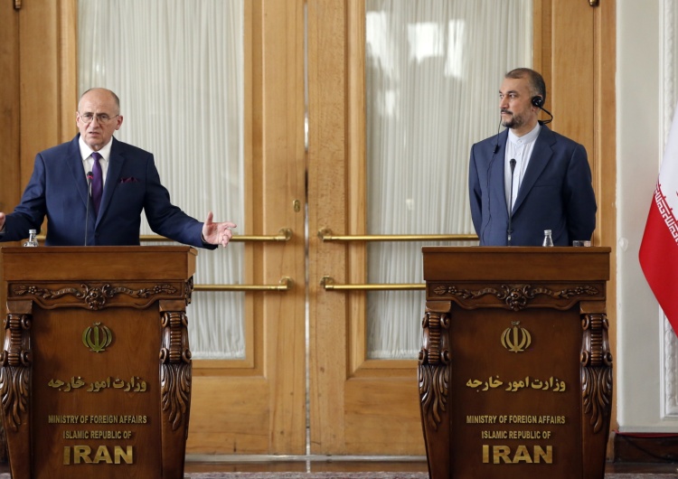 Szef polskiego MSZ Zbigniew Rau oraz minister spraw zagranicznych Iranu Hosejn Amir Abdollahijan Minister Rau: Podejmiemy szeroką zakrojoną współpracę gospodarczą z Iranem