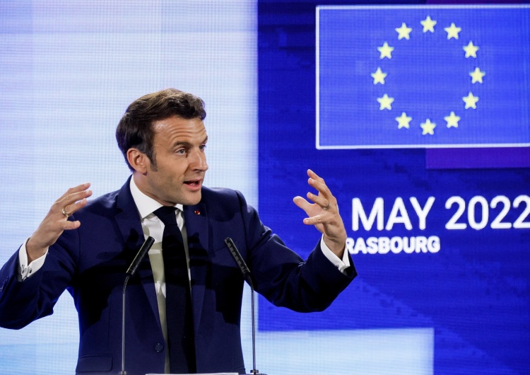 Emmanuel Macron podczas konferencji w Parlamencie Europejskim Zaczyna się. Macron: „Pokoju nie da się zbudować, upokarzając Rosję”