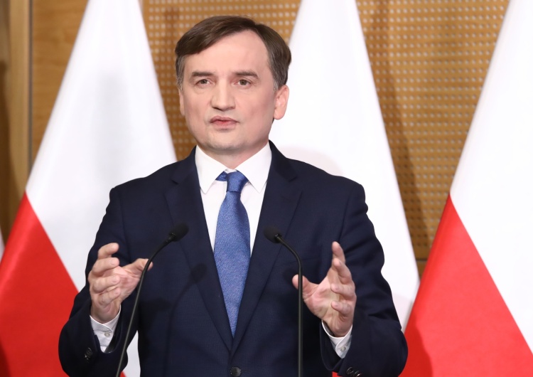 Zbigniew Ziobro: Pieniądze z KPO należą się Polsce jak kość psu