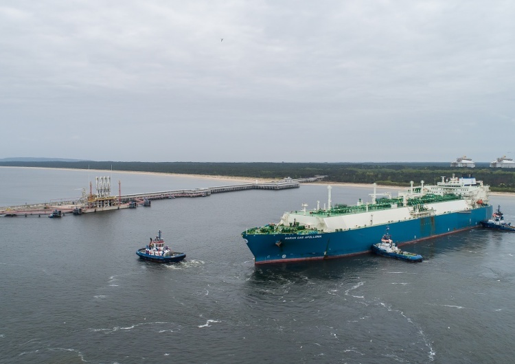 Świnoujście: Dotarła pierwsza dostawa LNG od amerykańskiego Venture Global LNG