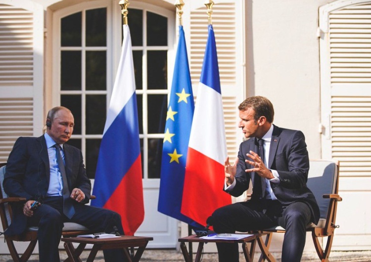 Władimir Putin i Emmanuel Macron w Brégançon