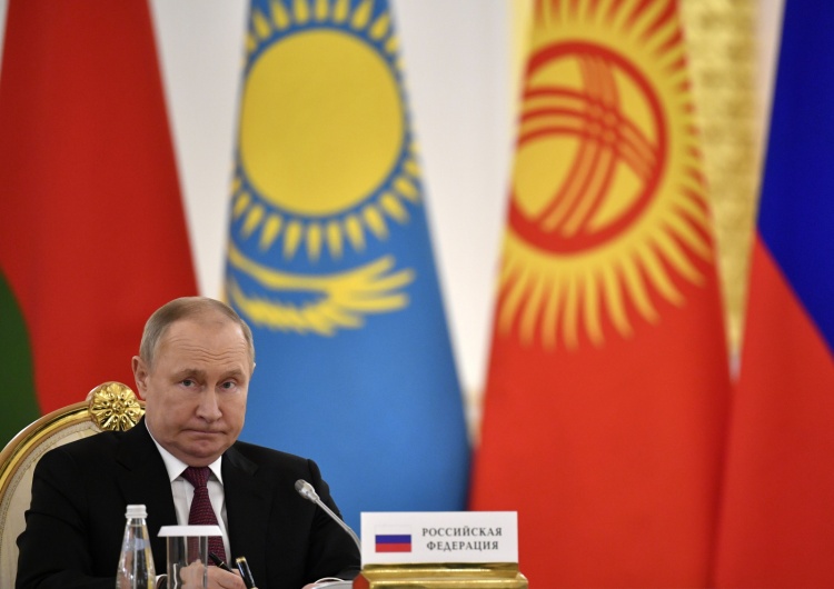 „Trafił do szpitala i przeszedł operację”. Sensacyjne doniesienia ws. stanu zdrowia Putina