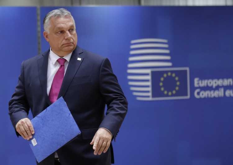  Źródło PAP: Mimo porozumienia Węgry zablokowały 6. pakiet sankcji na Rosję. „Nieoczekiwanie przedstawiły kolejne żądania”