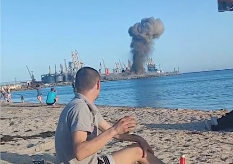  Eksplozja w okupowanym porcie. Zaskakująca reakcja świadków [WIDEO]