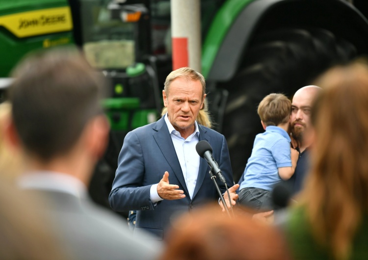 „Ukraińskie zboże może zagrozić polskim rolnikom”. Tusk bohaterem rosyjskiej propagandy
