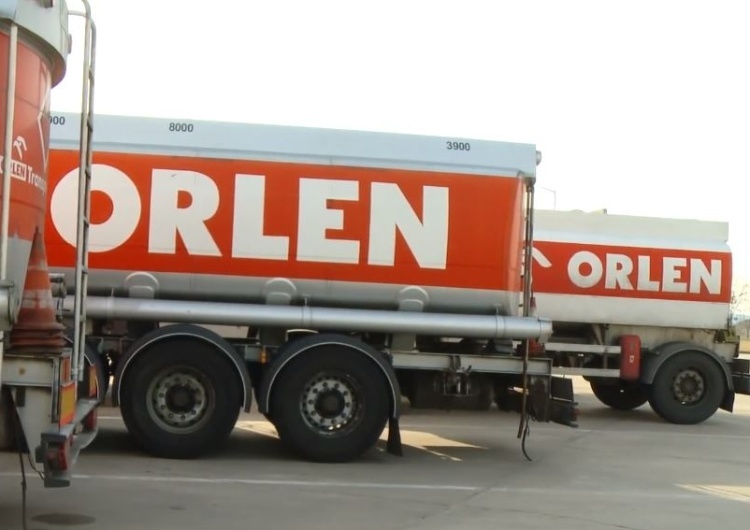 Atak nożownika przed zakładem PKN Orlen w Płocku