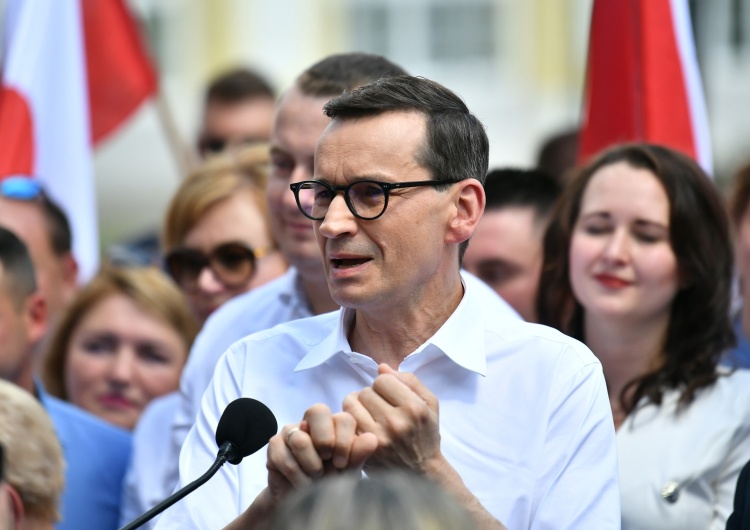 Mateusz Morawiecki na spotkaniu z wyborcami w Henrykowie Kiedy pieniądze z KPO? Premier wskazał termin