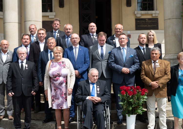 W Łodzi wręczono Krzyże Wolności i Solidarności