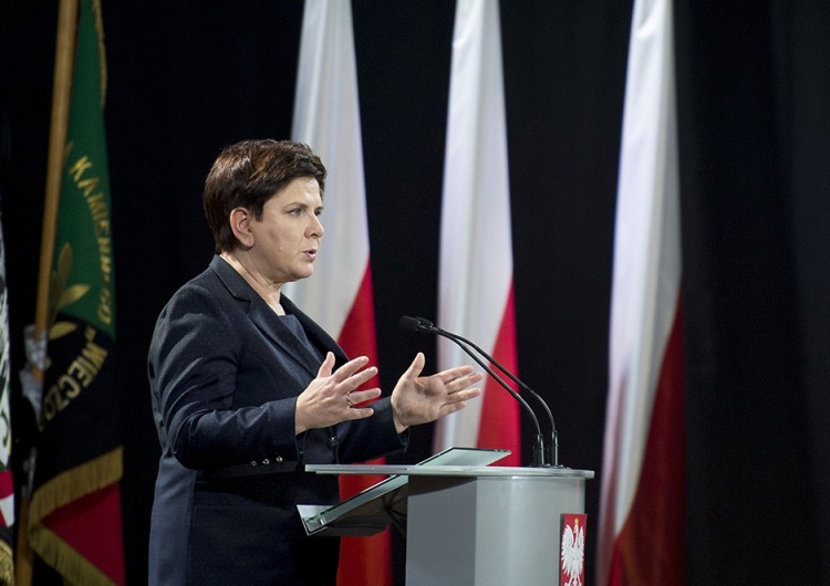 Europoseł Beata Szydło Europoseł Szydło bije na alarm ws. decyzji komisji PE. „To wizja niewykonalna. PE dąży do ogólnoeuropejskiej katastrofy”