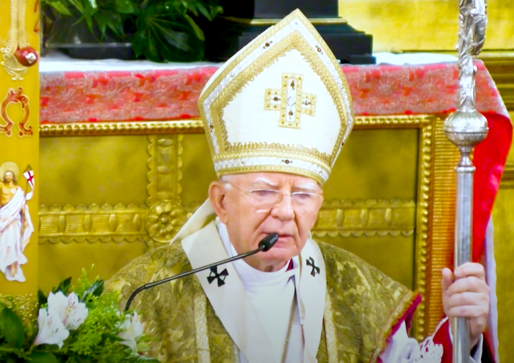 abp Marek Jędraszewski Abp Jędraszewski w Boże Ciało: jedynie Jezus Chrystus jest naszym pokojem i naszym pojednaniem