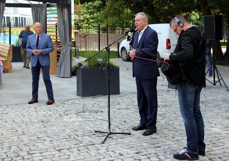Siedzieli w areszcie, teraz mają swoją tablicę