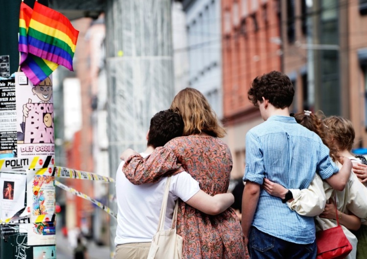 Parada równości w Oslo odwołana. Islamista zaatakował między innymi pod klubem LGBT
