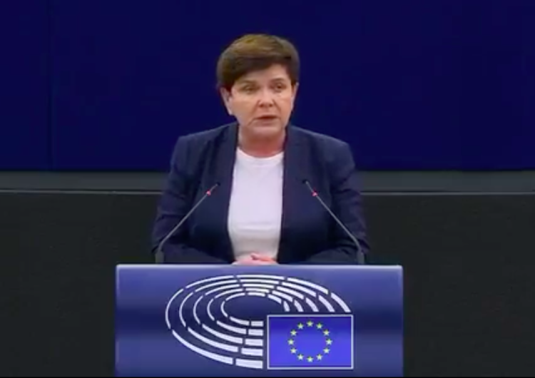  [WIDEO] „Ten kryzys może dotknąć wszystkie rodziny europejskie”. Mocne wystąpienie Beaty Szydło w PE
