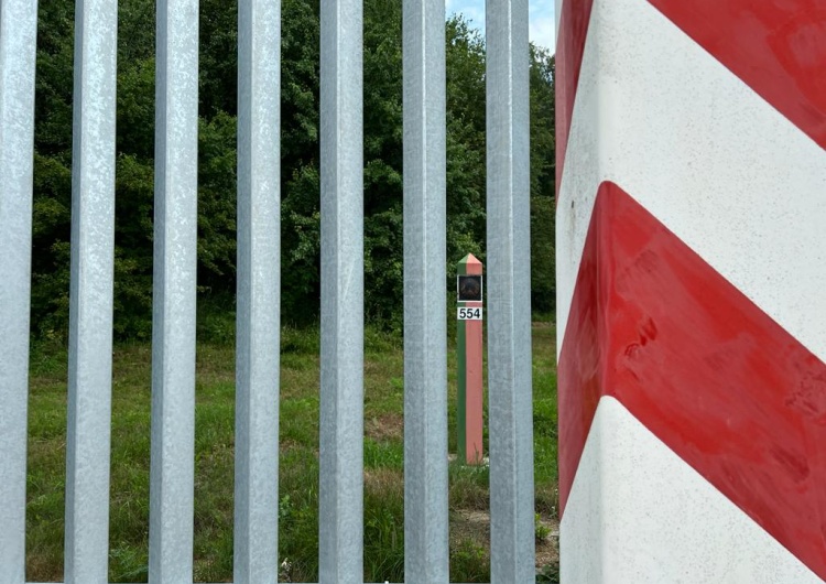 Zapora na granicy polsko-białoruskiej Brzmi znajomo? Białoruś wezwała Polskę do rozbiórki zapory na granicy