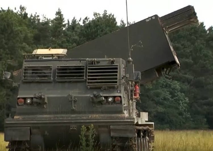 Rosjanie wściekli na HIMARSy? Dopiero będą wściekli na zestawy MLRS. Dotarły właśnie na Ukrainę