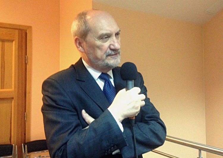 Antoni Macierewicz komentuje słowa Kaczyńskiego