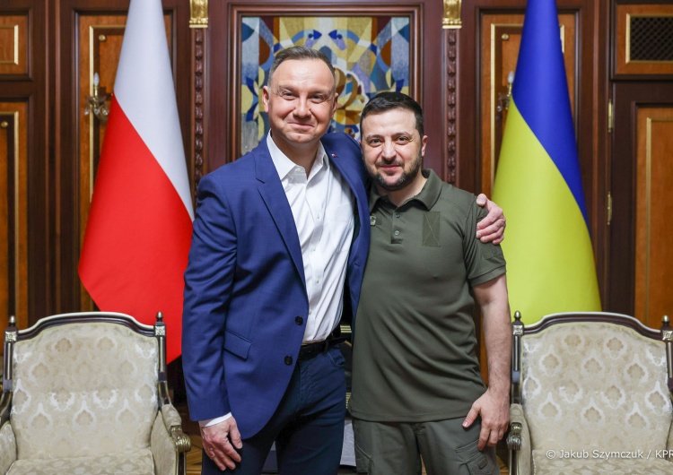 Ukraiński parlament przyjął specjalną ustawę Zełenskiego. Chodzi o Polaków