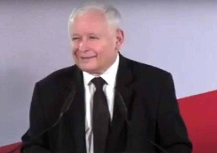 Prezes PiS Jarosław Kaczyński Jak rząd ma odpowiedzieć na niemiecki szantaż odnośnie dzielenia się gazem? Kaczyński: Śmiechem [WIDEO]