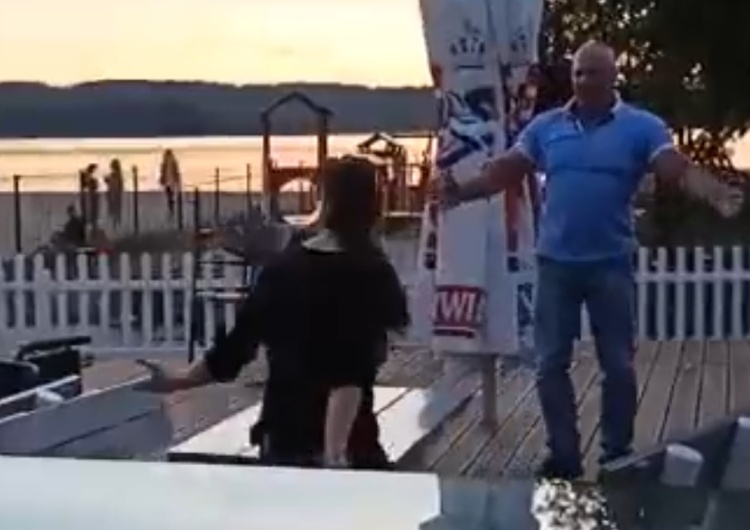 46-latek zdemolował lokal w Charzykowach. Nagranie z zatrzymania obiegło sieć [WIDEO]
