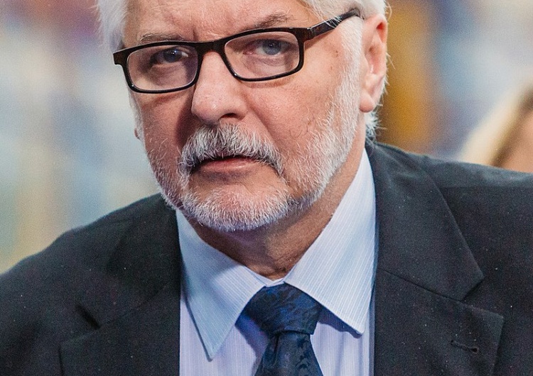 Witold Waszczykowski Witold Waszczykowski: Warto było obalać, ups, rekonstruować rząd Beaty Szydło?