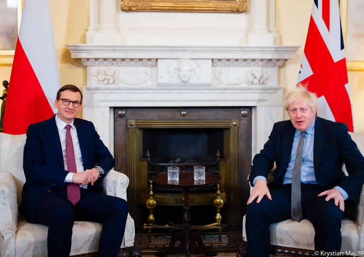 Bloomberg: „Wizyta Johnsona w Polsce odwołana, bo Morawiecki nie miał czasu”. Jest odpowiedź polskiego rządu