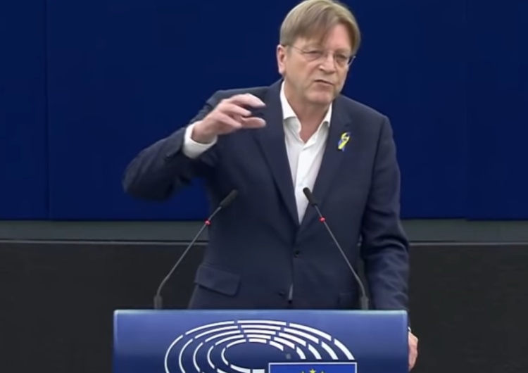  Verhofstadt wściekły na Morawieckiego. 