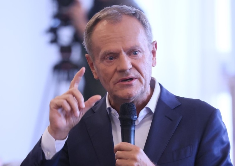  Tusk uderza w PiS: „Śnięte są nie tylko ryby w Odrze”