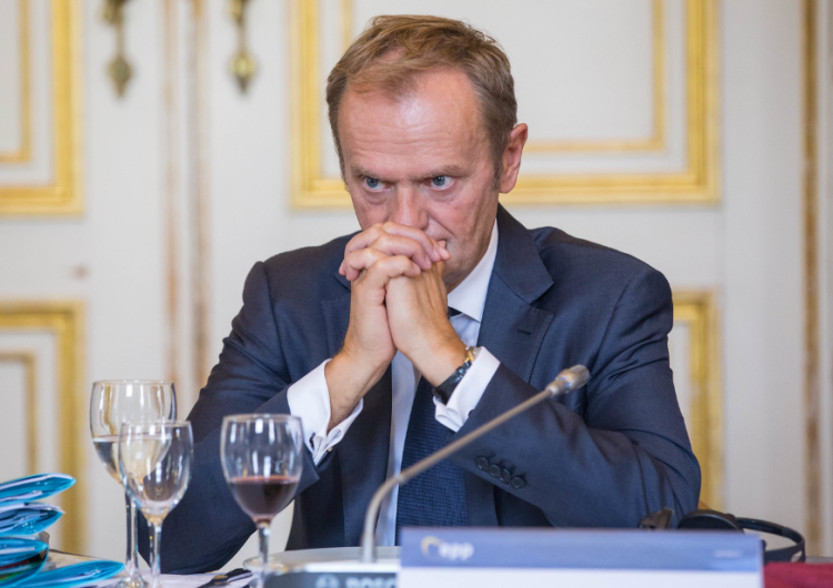 Prezes NBP: „Obiecali stołek Tuskowi za wepchnięcie nas w euro”