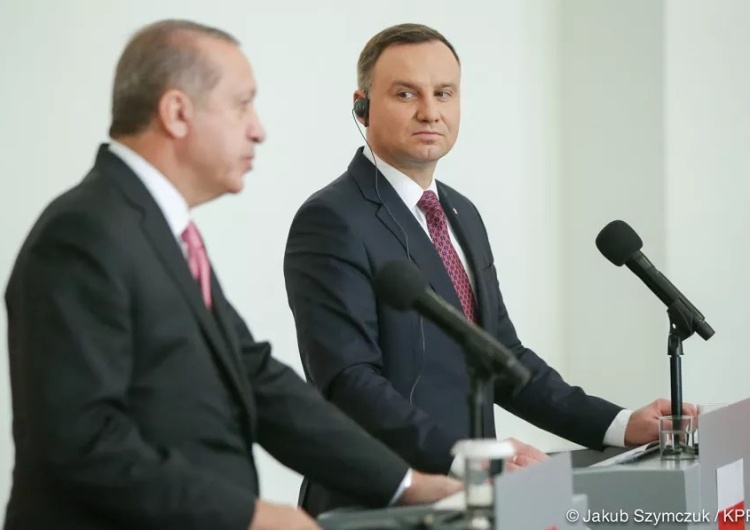 Andrzej Duda rozmawiał z Recepem Erdoğanem. Prezydent Turcji podziękował Polsce