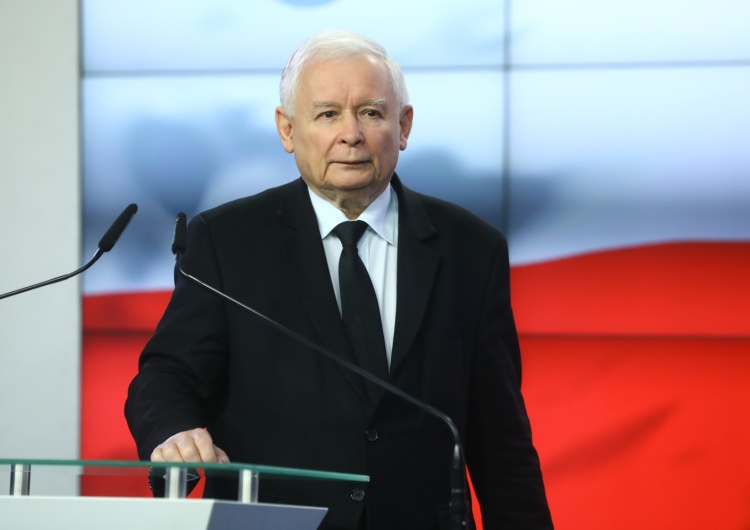 Jarosław Kaczyński Prezes PiS ma powody do zadowolenia. Zobacz najnowszy sondaż
