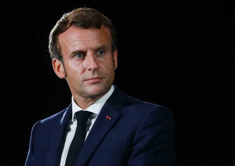 Emmanuel Macron Prezydent Macron ostrzega przed trzema kryzysami i zapowiada koniec „ery obfitości”