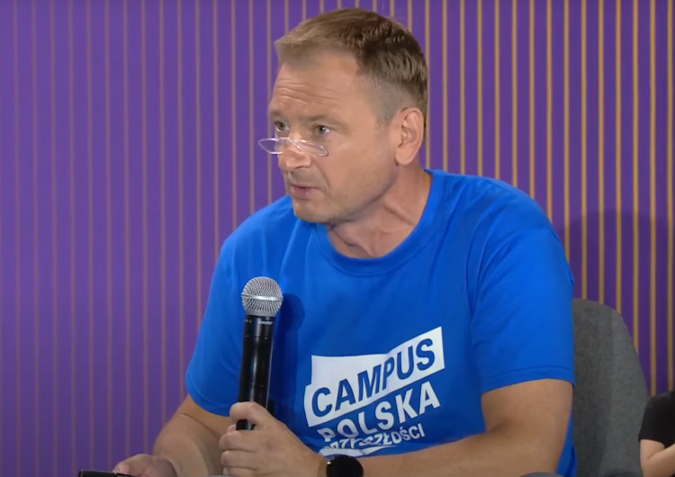  Ale zwrot akcji! Nitras na Campusie Trzaskowskiego: „Ja jestem katolikiem, ja się codziennie modlę” [WIDEO]