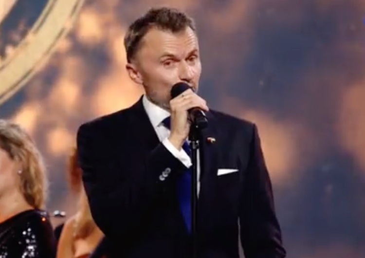  Dziennikarz TVN wystosował apel do Kościoła. „Miejcie te swoje kościelne rozwody, ale…” [WIDEO]
