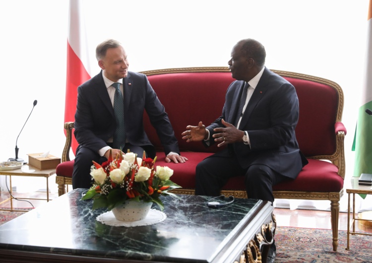 Abidżan, Wybrzeże Kości Słoniowej, 07.09.2022 r. Andrzej Duda w Afryce Zachodniej. „Bardzo ważna wizyta (...) to kraje, które są dostarczycielami surowców”